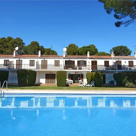 Holiday Home Gardenia Villa