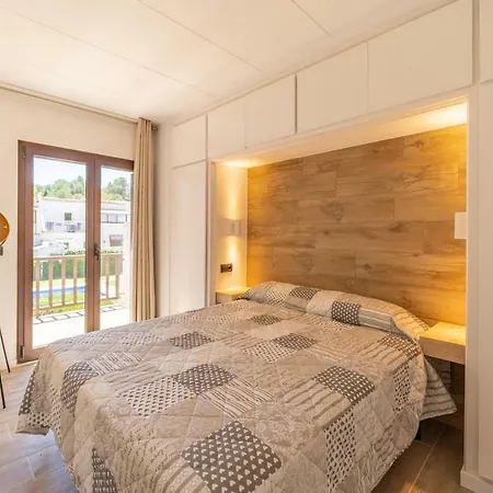 Holiday Home Gardenia Villa